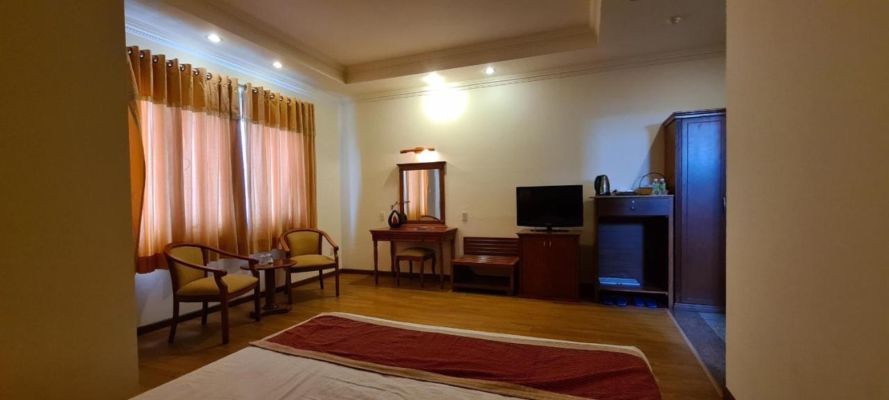 Hoang Yen Hotel Thuan An Εξωτερικό φωτογραφία
