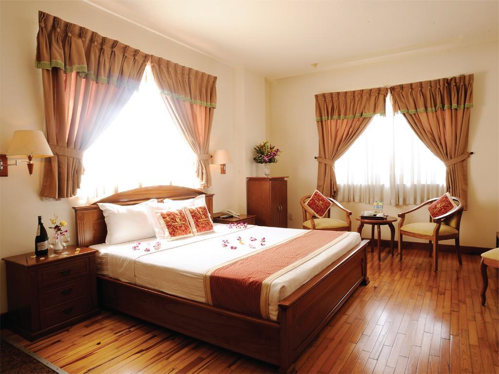 Hoang Yen Hotel Thuan An Εξωτερικό φωτογραφία