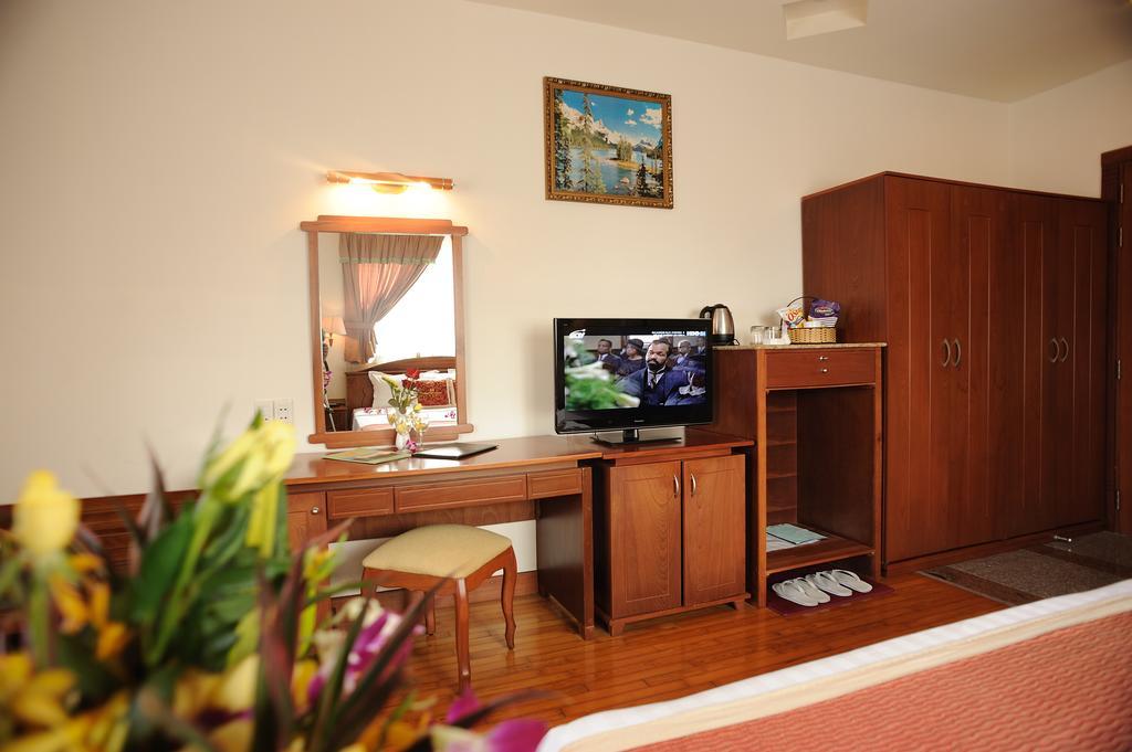 Hoang Yen Hotel Thuan An Εξωτερικό φωτογραφία